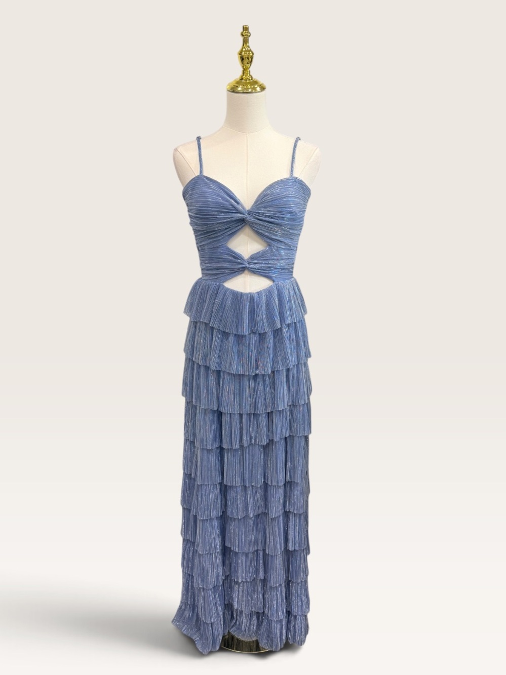 Gianni Bini Grace Metallic Plisse Sweetheart Neck Cut-Out Tiered Dress Chambray
